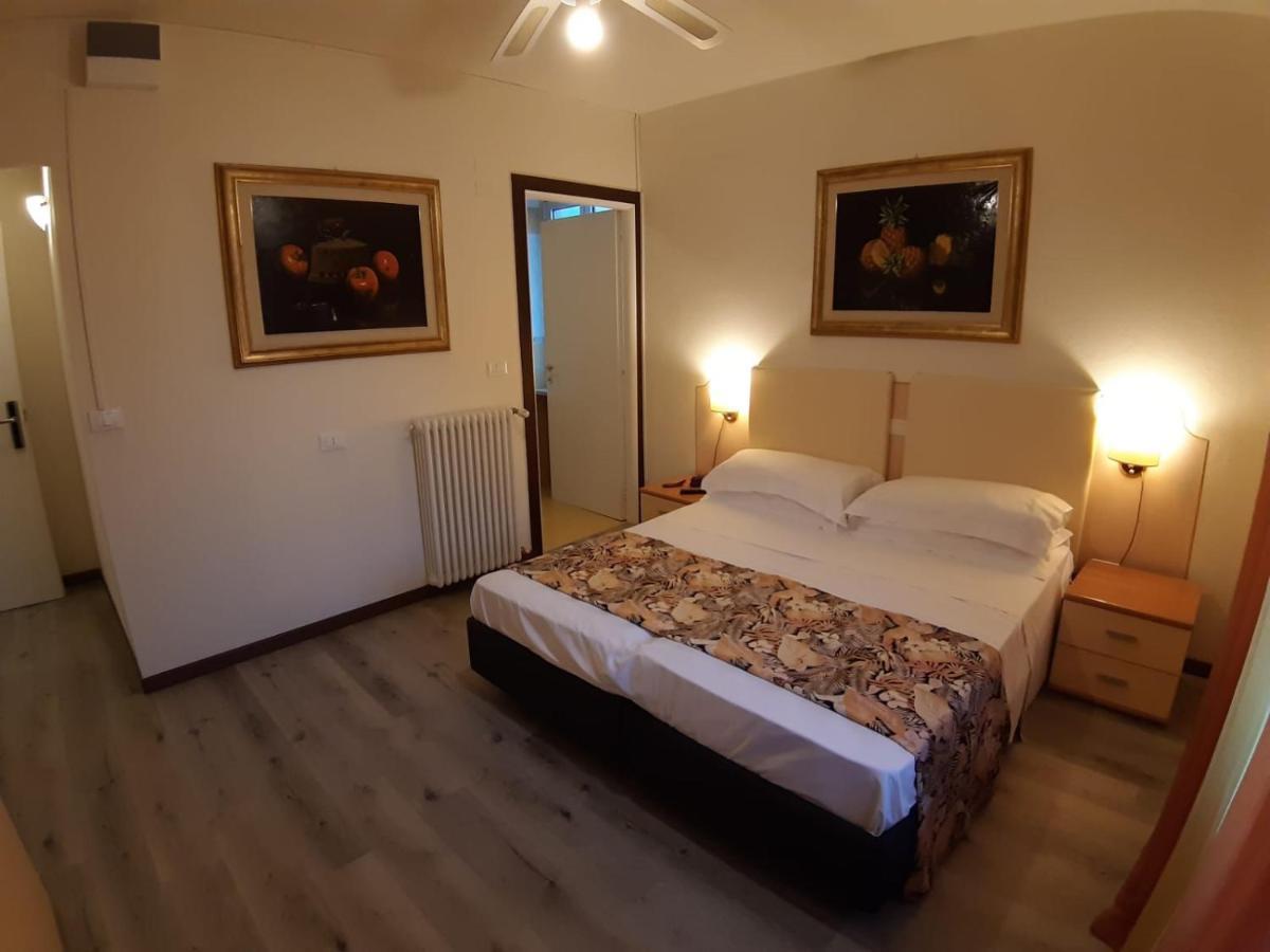 Hotel San Marco Garda  Zewnętrze zdjęcie